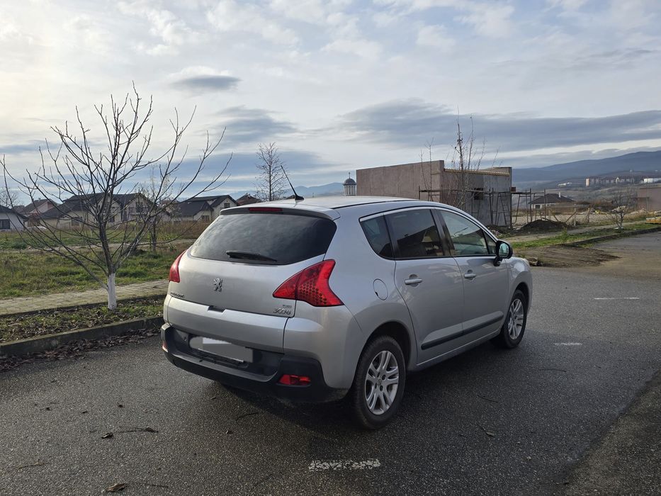 Peugeot 3008 e-HDI