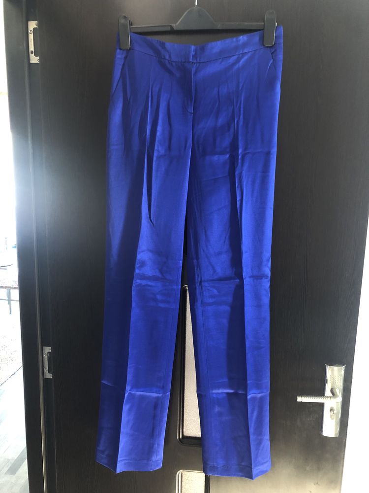 Vand pantaloni eleganti de fete  noi cu eticheta marimea S-M