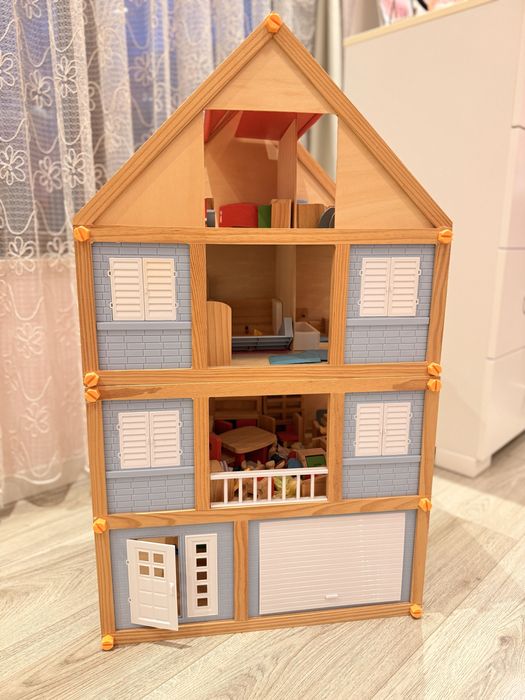 Дървена къща за игра