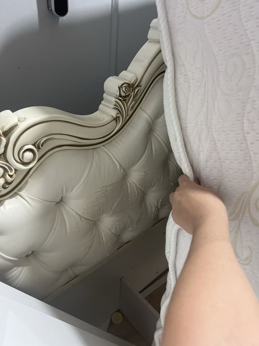 Отдам даром кровать двухспальную