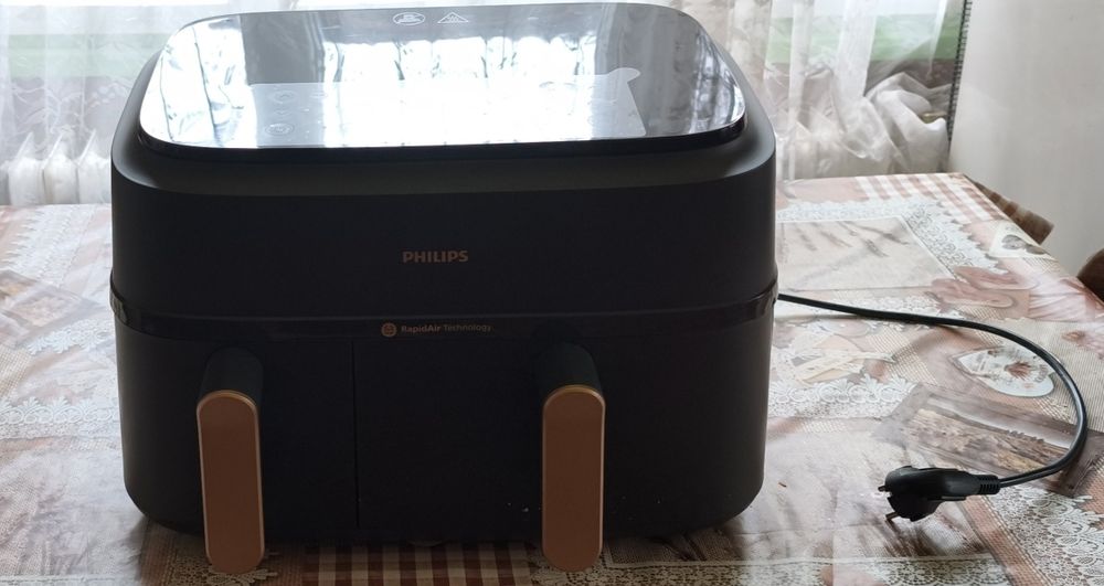 Philips Airfryer 3000 Series Dual Basket (9L) Цена: 250 лв