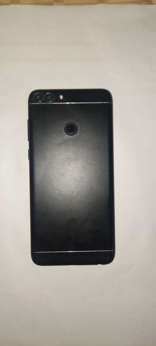 Huawei P smart/Android/CPU Octa-core/32 GB
