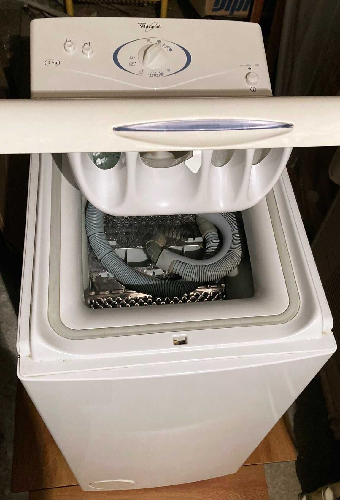 Компактна пералня с горно зареждане Whirlpool AWT 2256/1-500