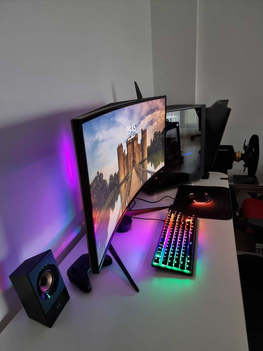 Mонитор Alienware 34 инча Ulttrawide 120HZ IPS