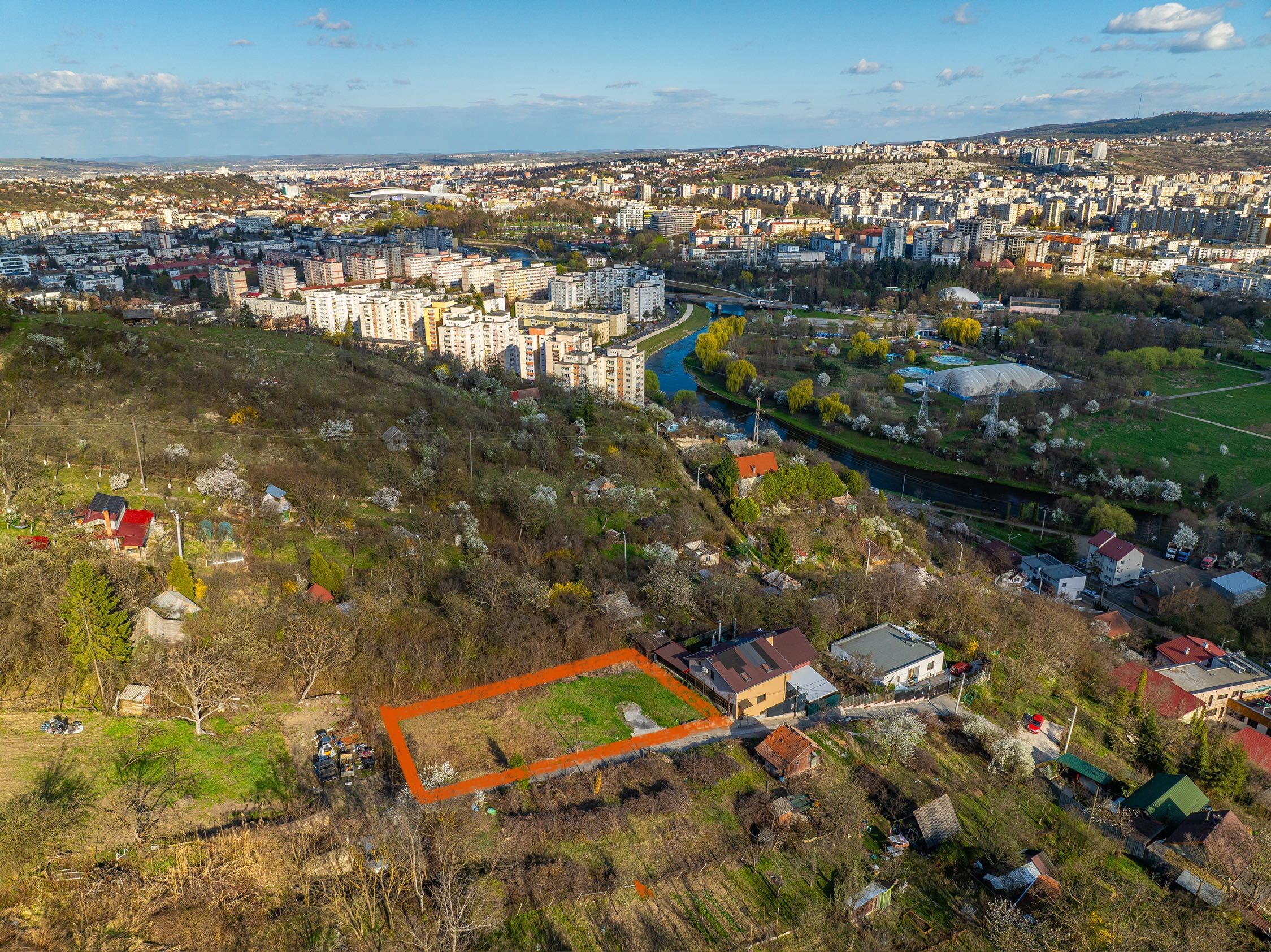 Vand teren cu panorama in cartierul Grigorescu