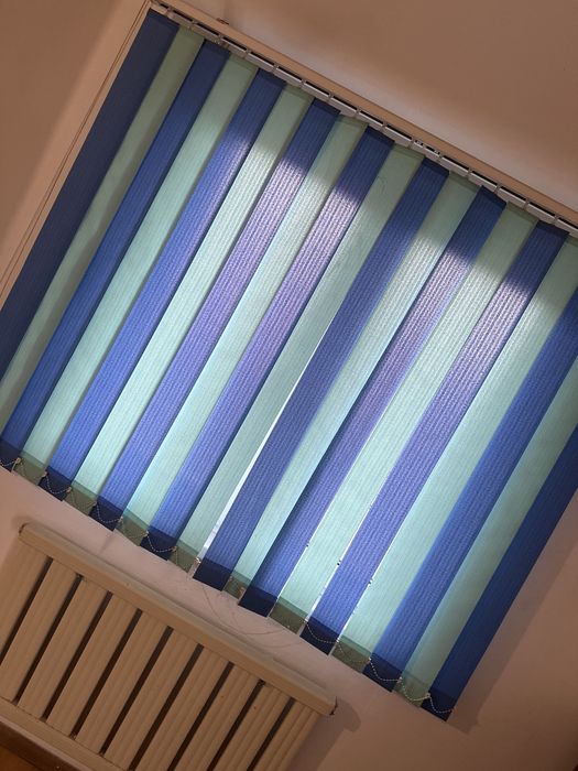 Продам жалюзи БУ в хорошем состоянии 1500