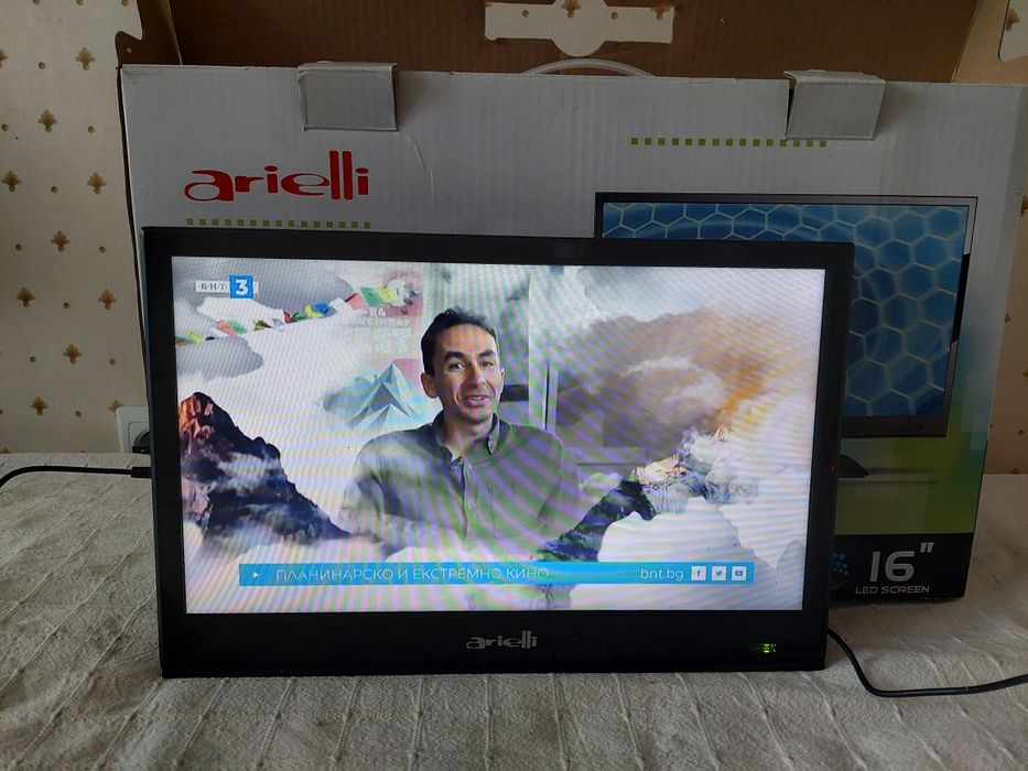 Телевизор лед Arielli и DVD 5+1 дом.кино