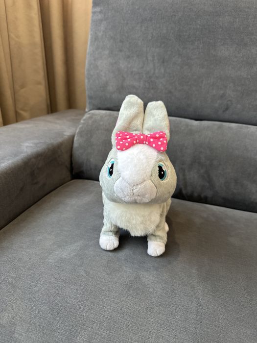 Интерактивно зайче BETSY