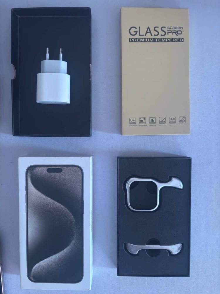 Iphone natural titanium 15 PRO MAX като нов