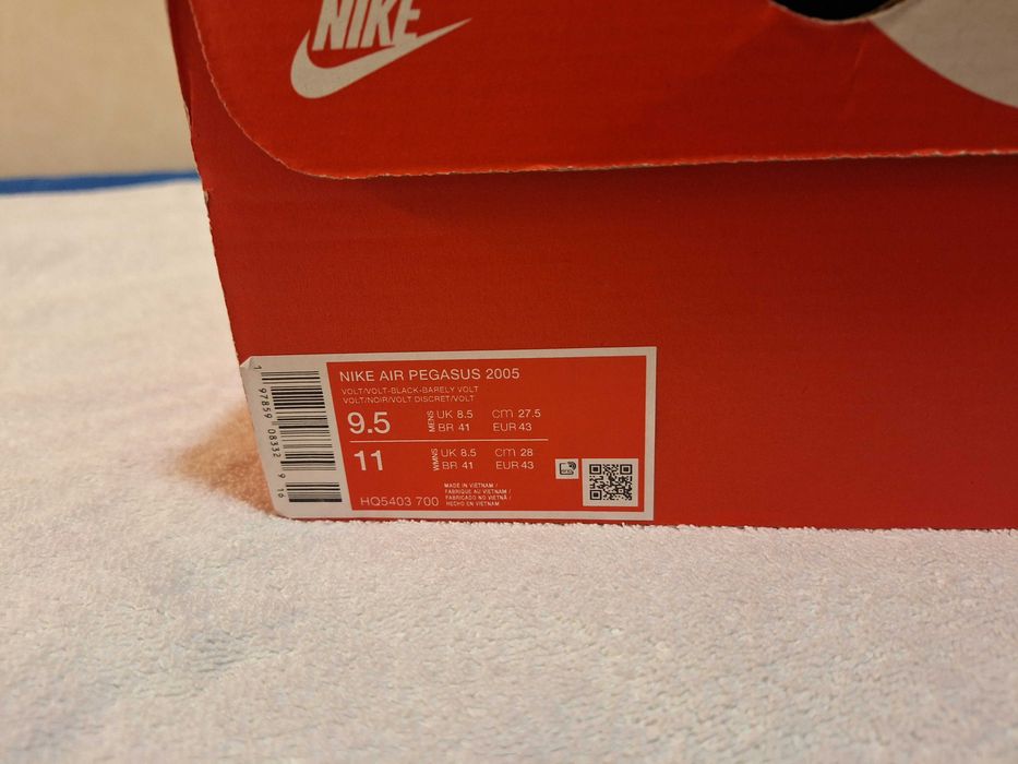 Чисто нови мъжки маратонки NIKE PEGASUS 2005