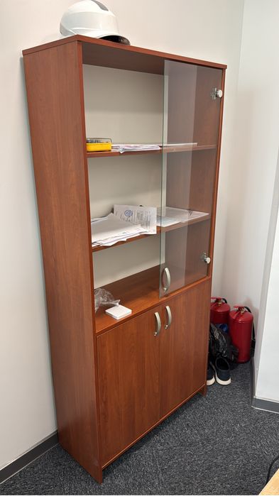 Офисный шкаф б/у