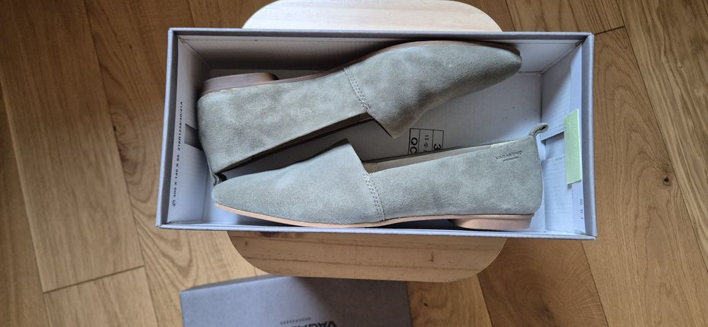 Pantofi slip-on Vagabond , piele întoarsă, marime 38.