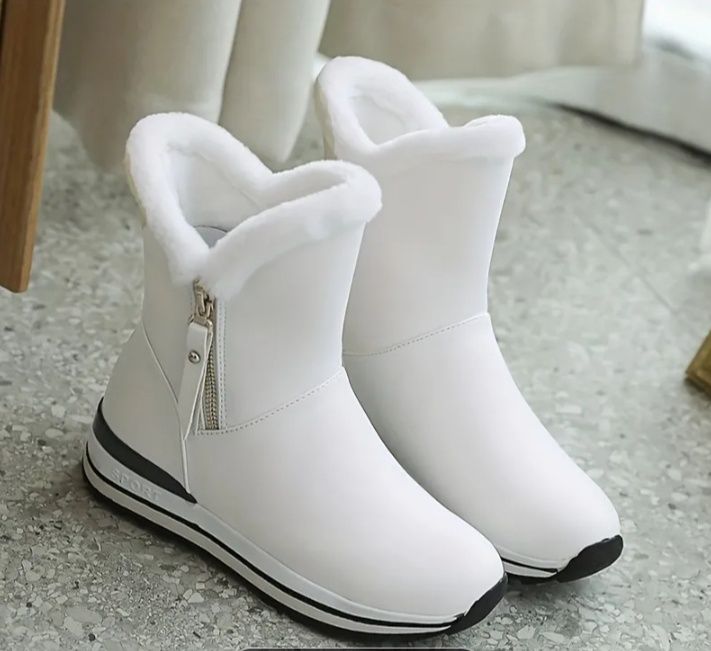 Продам новые сапоги