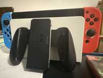 Nintendo Switch OLED + joc luigi mansion 3 nou si huse de joy-cons