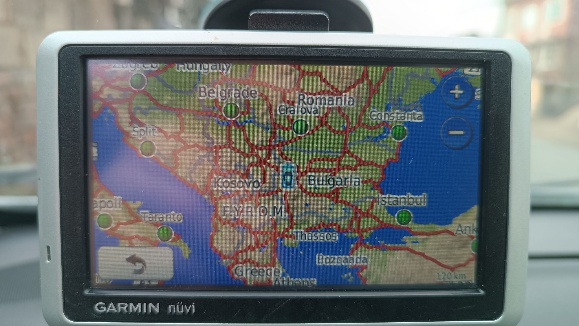 Garmin nuvi 1300 последна карта на цяла Европа + Турция GPS навигация
