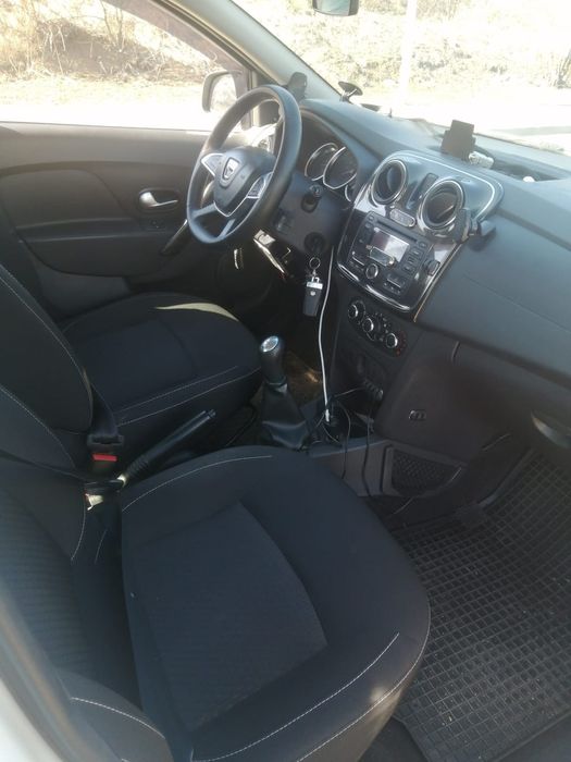 Vînd sau schimb cu logan 3