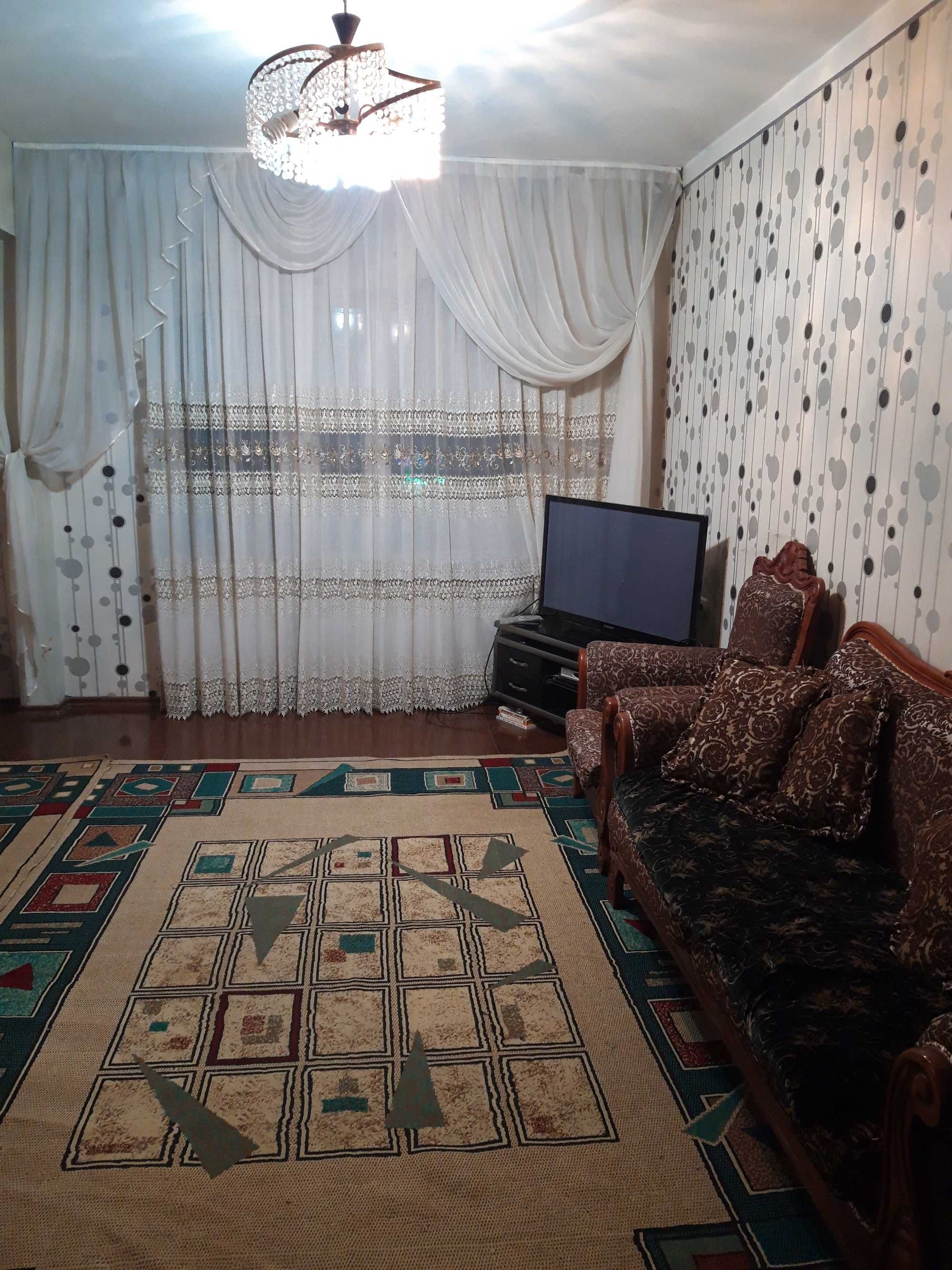 Аренда 4х комнатной квартиры в Ташкенте Яшнабадский р-н, Крестик