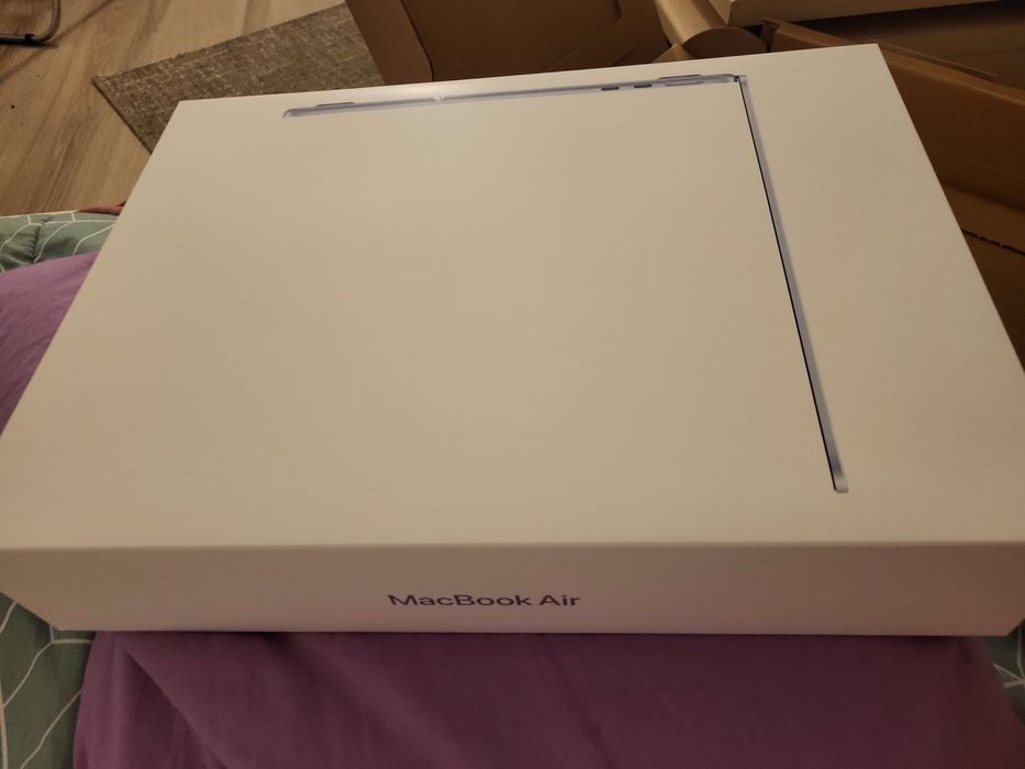 Macbook 13 Air .