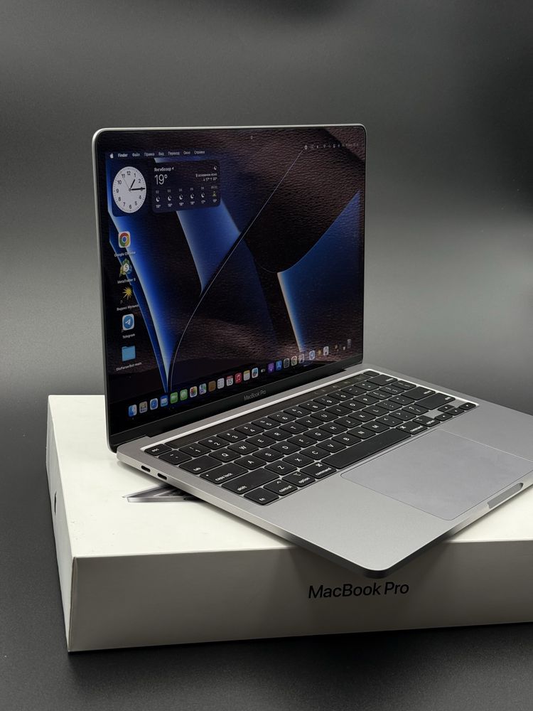 Продаётся MacBook Pro 2020 (Core i5, 8/256)