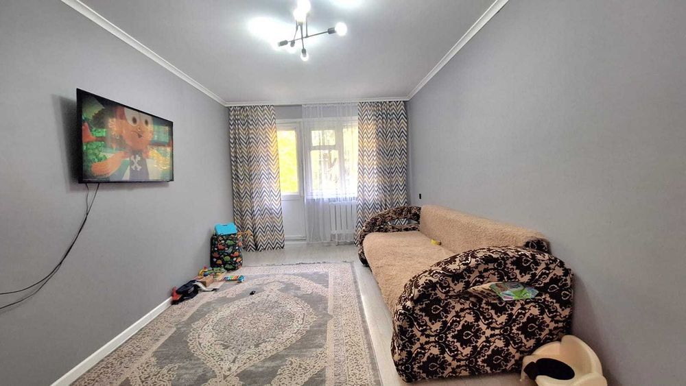 5 комн. квартира в 11а мкр Майкудука с ремонтом мебелью и техникой))