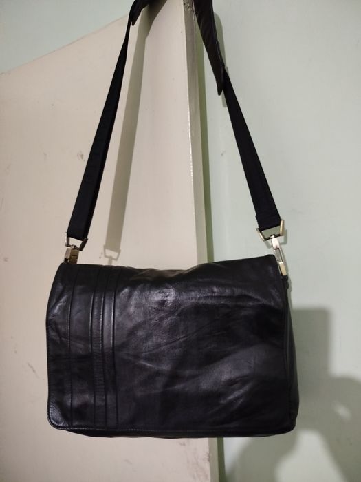 Продам кожаные сумки.