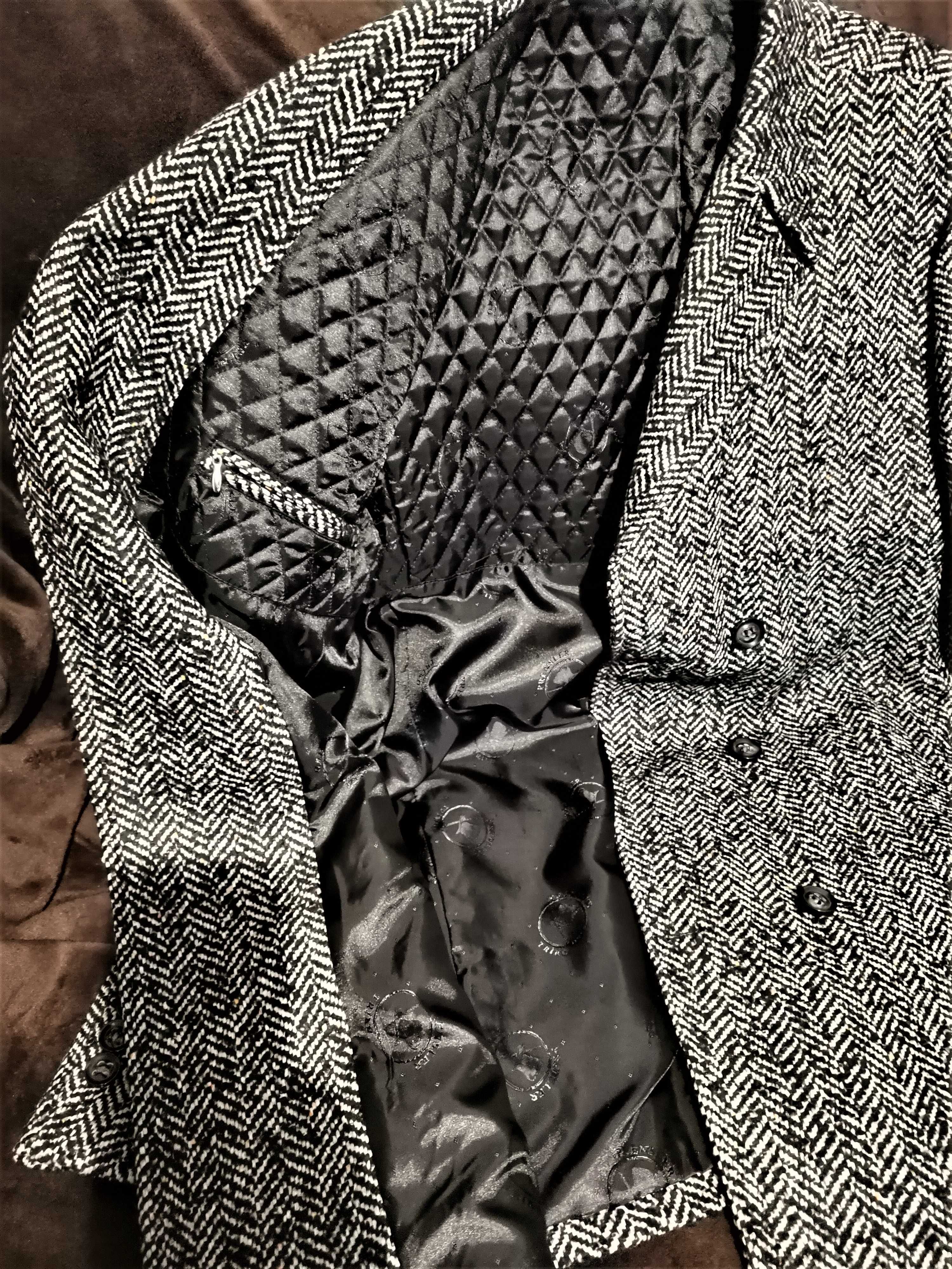 Palton PRENSLER mar 58 ,50-lana-30-vascoza-20-polyester ,negru cu gri