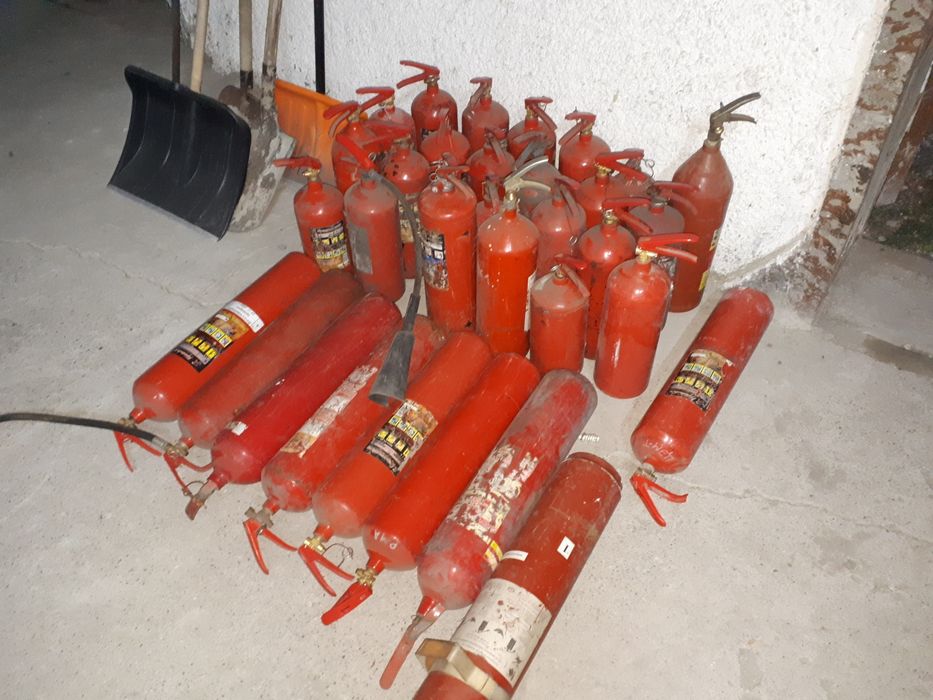 Продам огнетушители