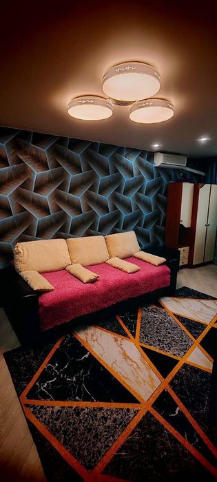 Евролюкс 2х-комн. квартира посуточно