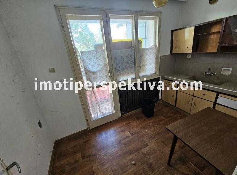 Продава се Тристаен апартамент в Пловдив, Център - 90 кв.м за 1870 €/кв.м - Снимка #4