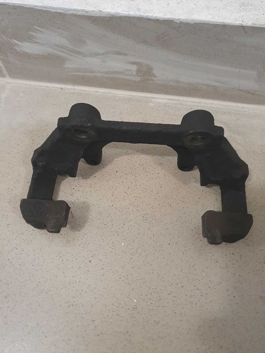 Оригинален съпорт за спирачен апарат ауди а3 8л