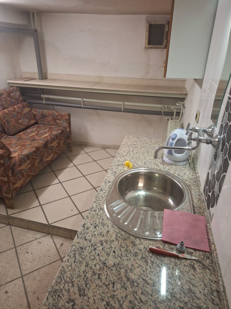 Дава се под наем Офис в София, Иван Вазов - 120 кв.м за 1500 € - Снимка #4