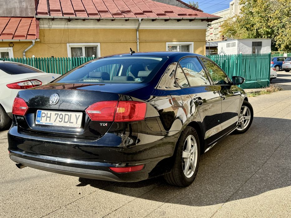 Vw Jetta 1.6 Tdi 110 Cp