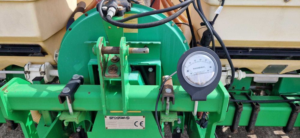 Semanatoare plante prasitoare Sfoggia 8 randuri