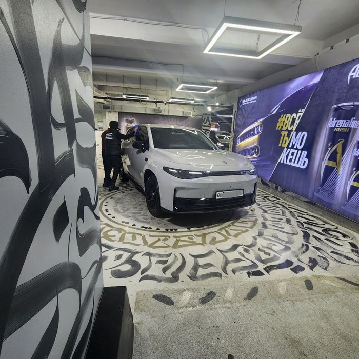 Leapmotor C10 sotiladi. 24000 km yurgan