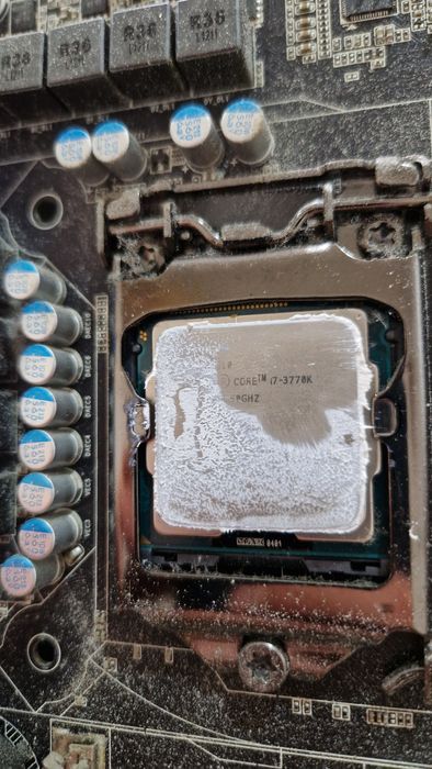 KIT Gigabyte GA-Z77X-D3H I7 3770K