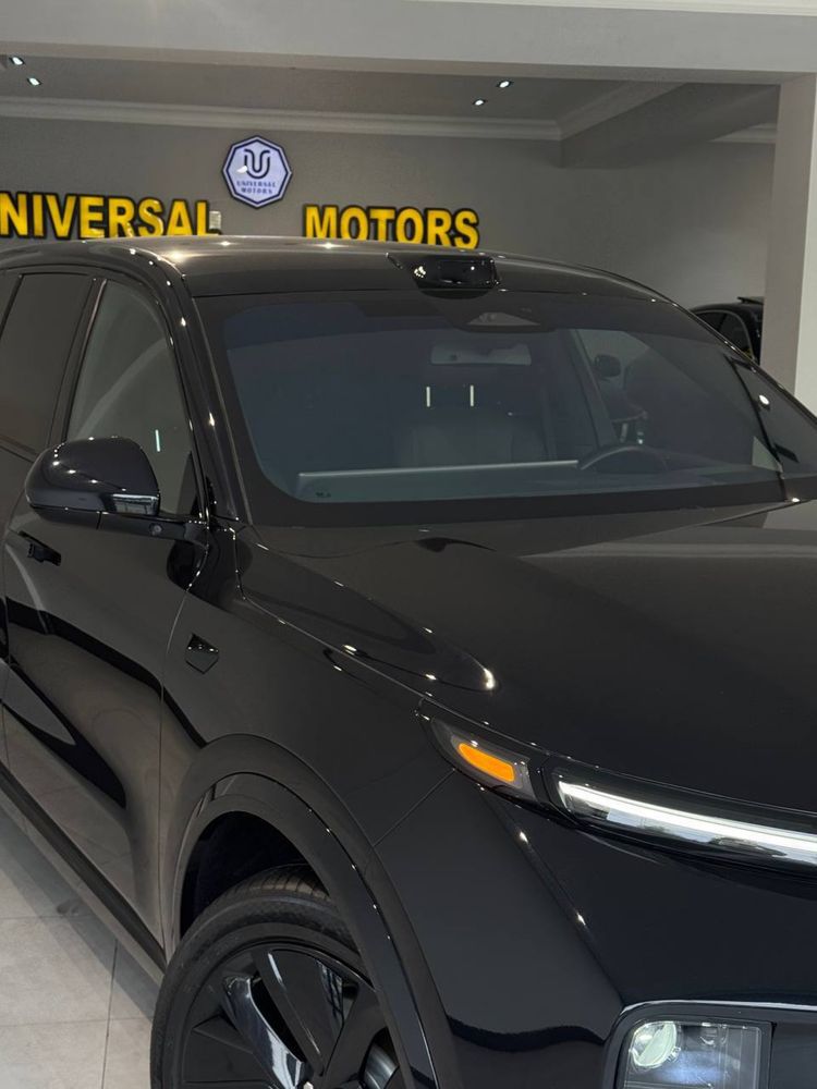Li 9 Ultra ideal holatda
