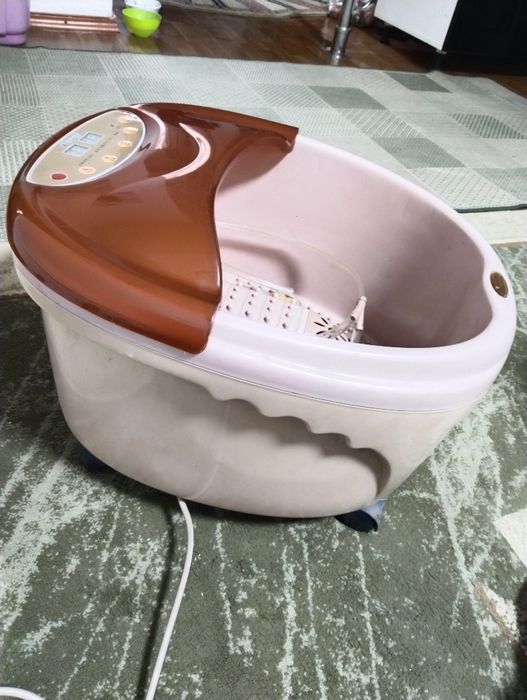 Многофункциональная массажная  ванночка для ног