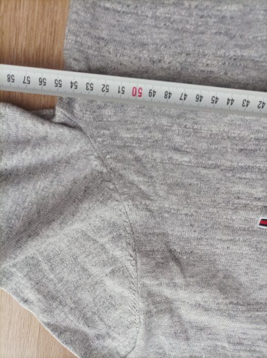 Tommy Hilfiger M/Л размер пуловер