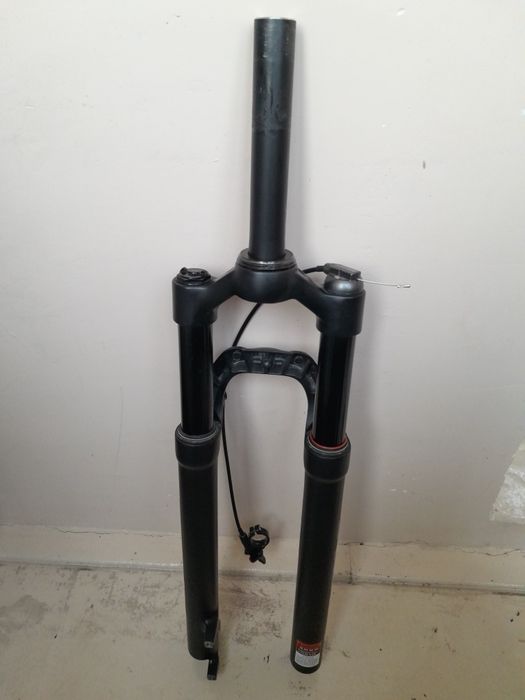 Воздушная вилка 29, с дистанционной блокировкой