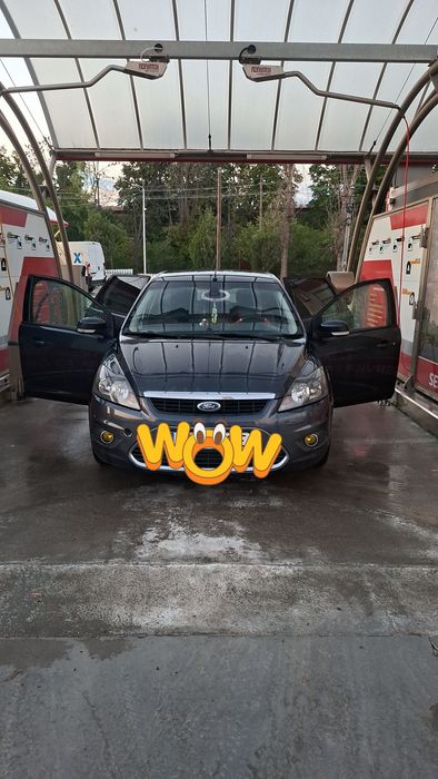 Vând ford focus 2