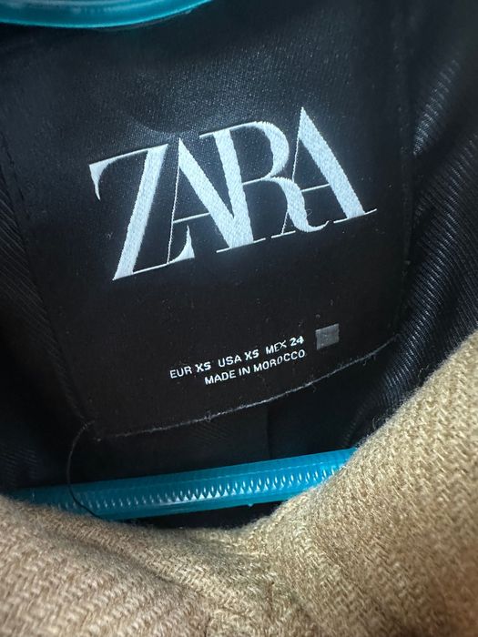 Замско палто Zara
