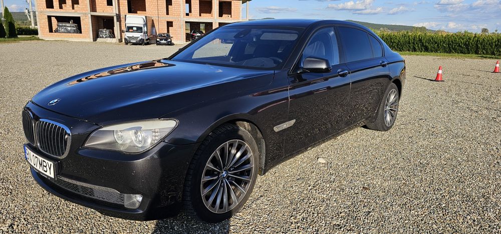 BMW seria 7 active hybrid 7 F01 4 butoane