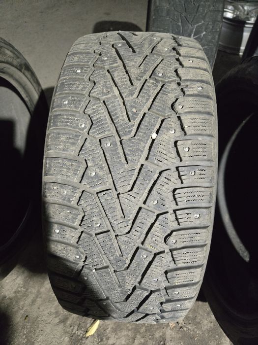 Продам комплект 245/40/18