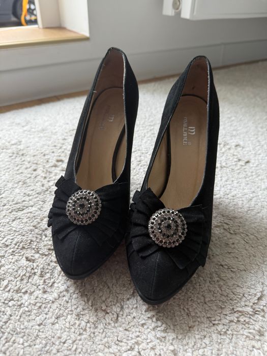 Pantofi negri din piele intoarsa marime 37