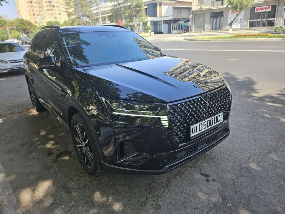 nissan venucia sotiladi