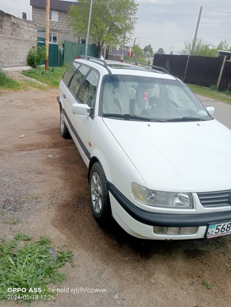 Машина Volkswagen Passat B4 в хорошем состоянии