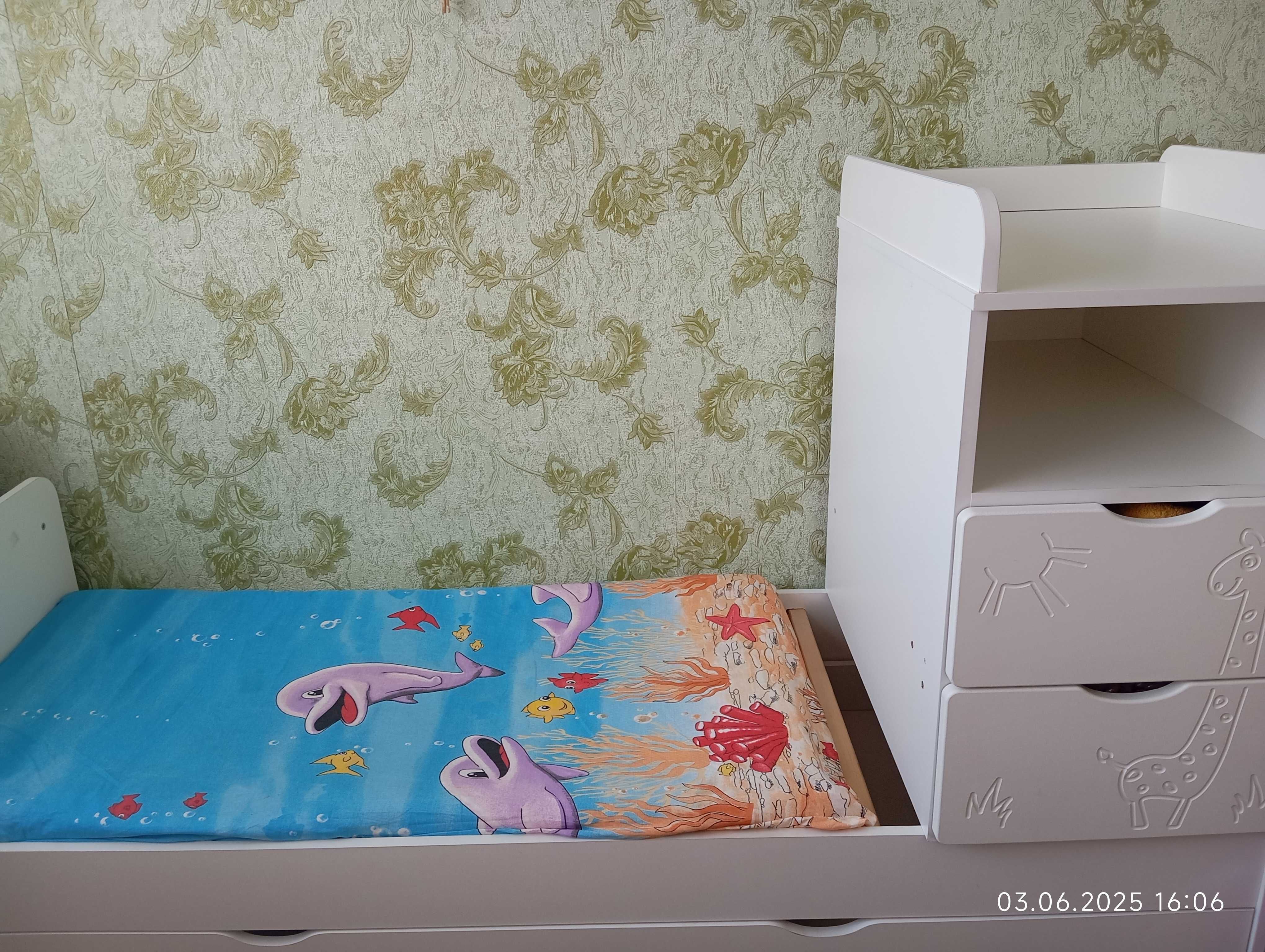 Продам детскую кровать