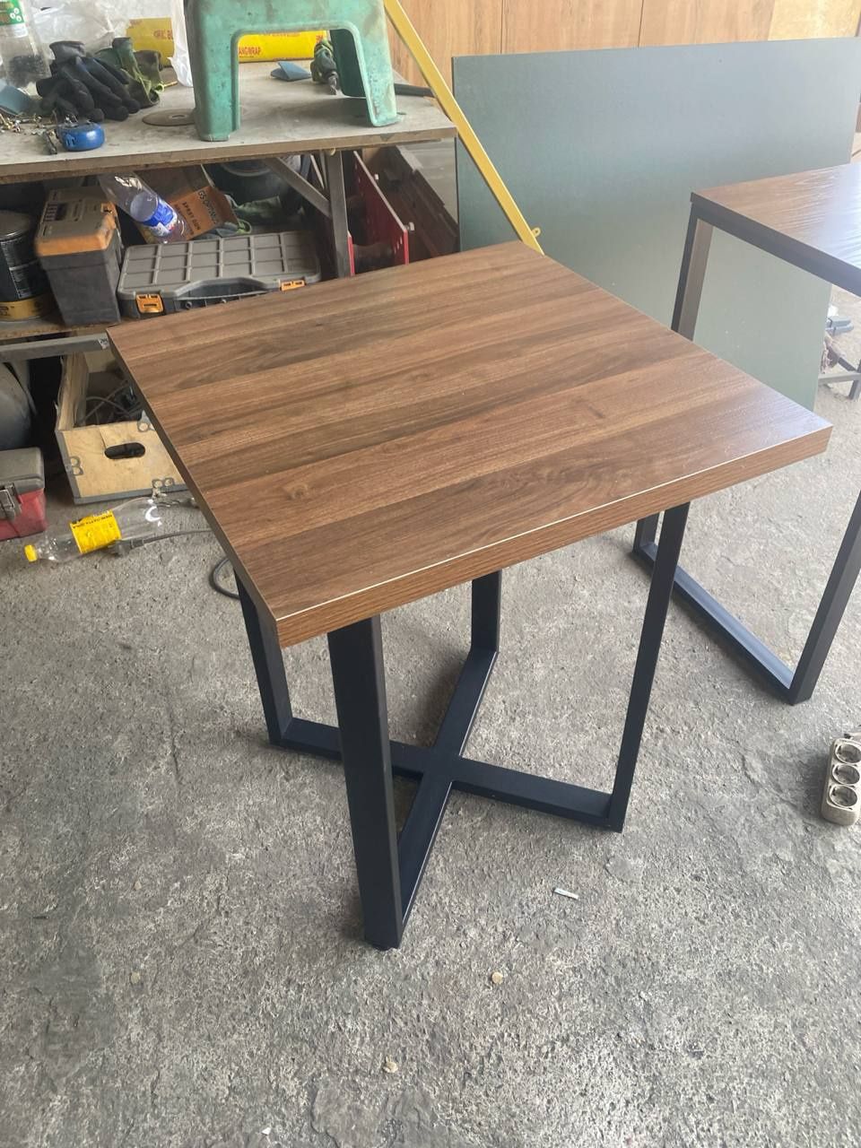 Loft stol, Loft mebel, Parta