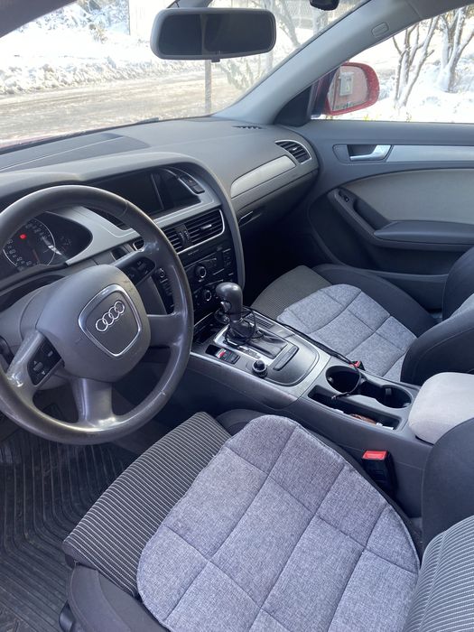 Vând Audi A4 B8 S-line