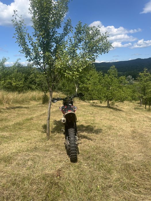 Vând Husqvarna tc250 cu motor copie Honda